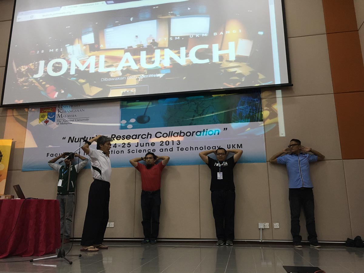 Senaman Tua at Jomlaunch